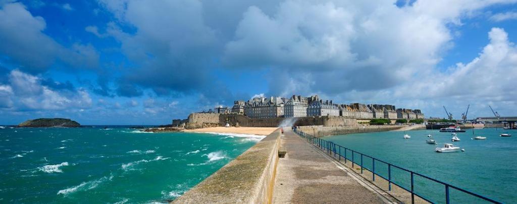Le Bigorneau , Beach At 20M And Free Private Carpark Saint-Malo Esterno foto